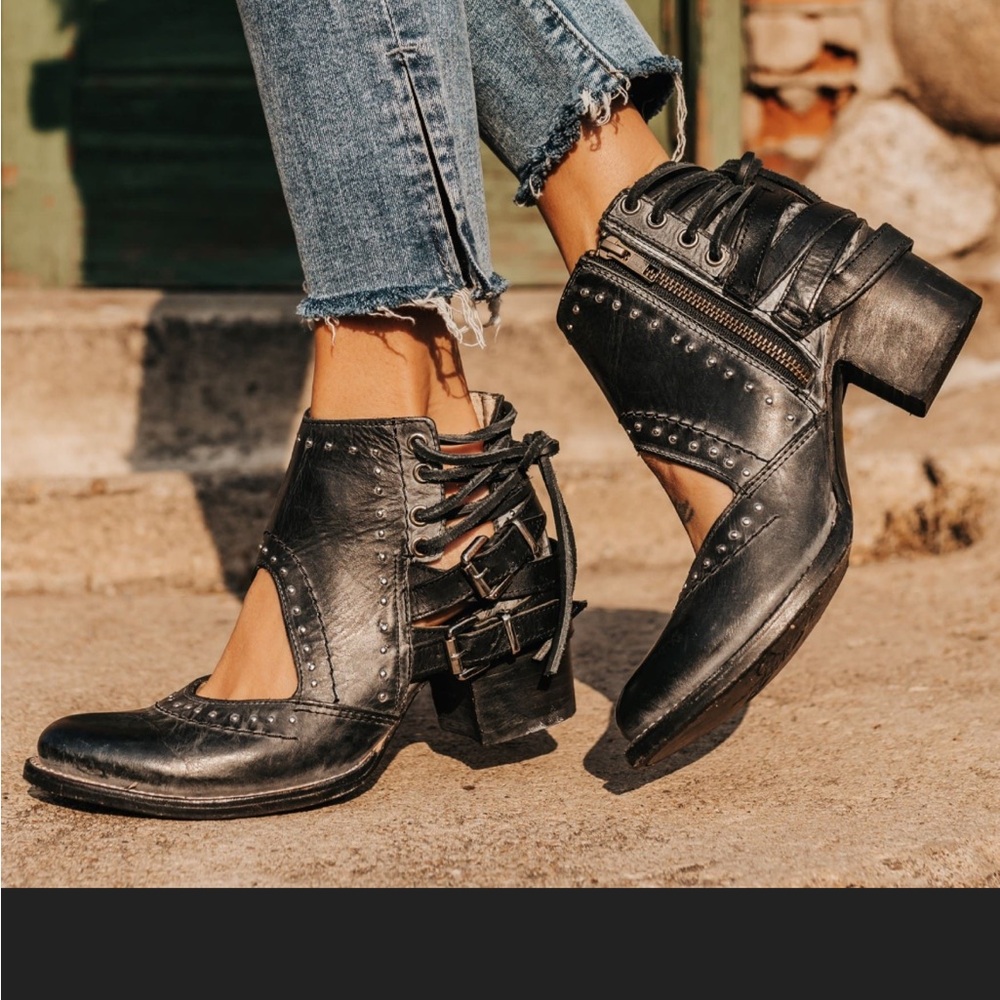 Freebird Desert bootie